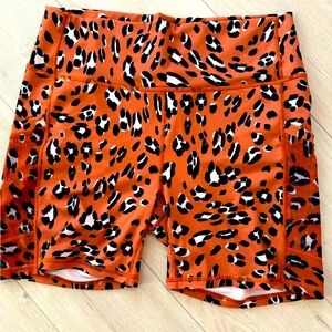Fabletics Powerhold Shorts size XL leopard print